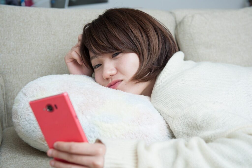 スマホの電源が突然落ちる!原因と試すべき対処法を解説 スマホ戦士 スマホの電源が突然落ちる!原因と試すべき対処法を解説 スマホ戦士